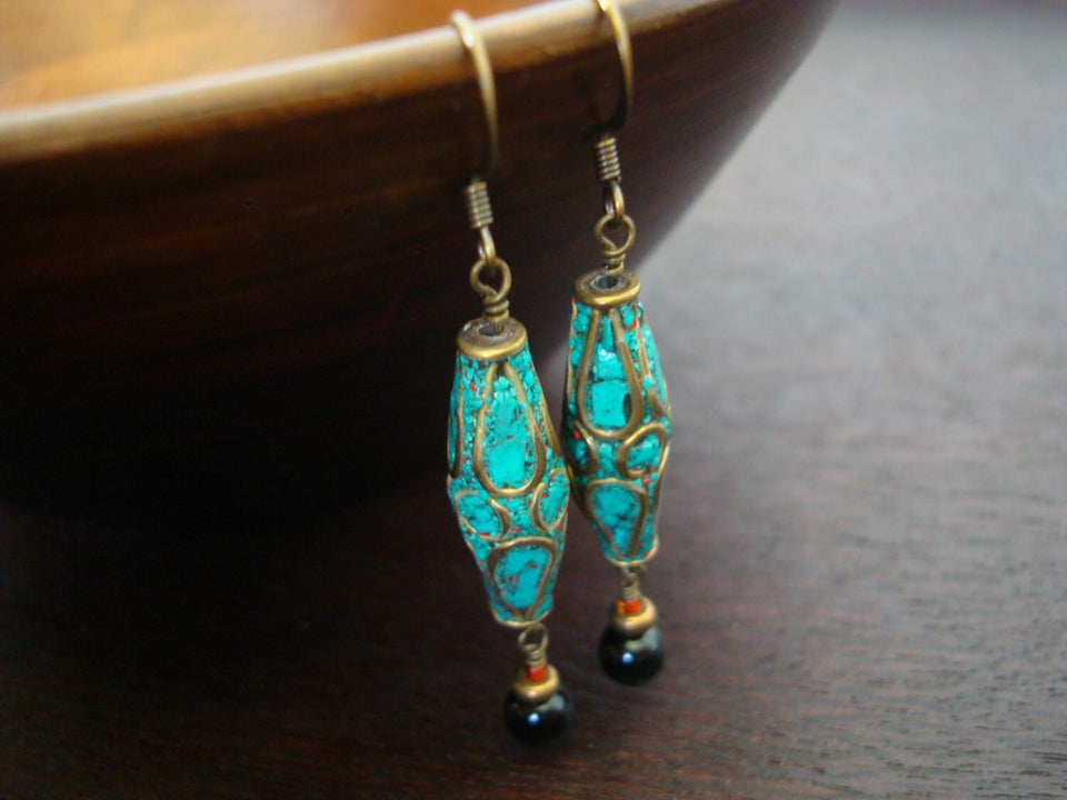 Women's Tibetan Turquoise & Onyx Earrings