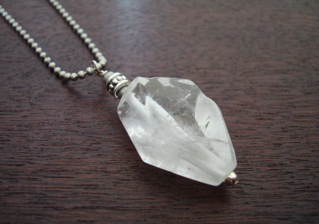 Turquoise Crystal Necklace with Stone Pendant - Amulet for Chakra Heal –  smokyquartz