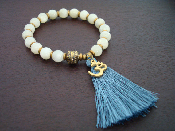 Women's Moonstone Protection & Intuition Tassel Mala Bracelet